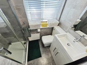en suite- click for photo gallery